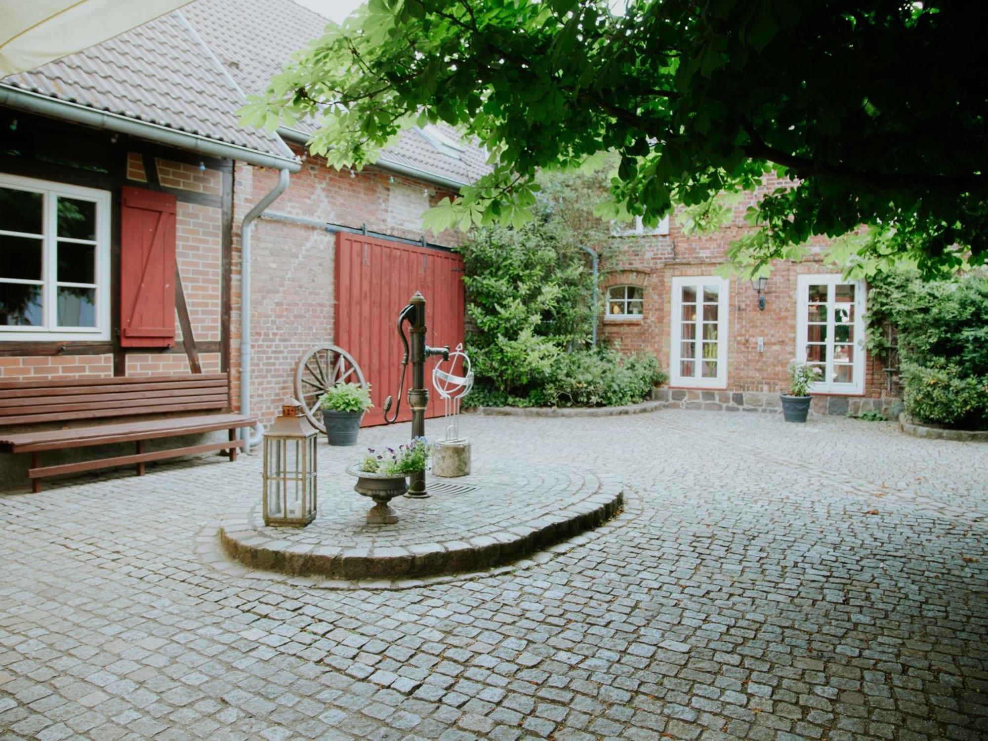Landhaus Alte Schmiede Niemegk  ภายนอก รูปภาพ