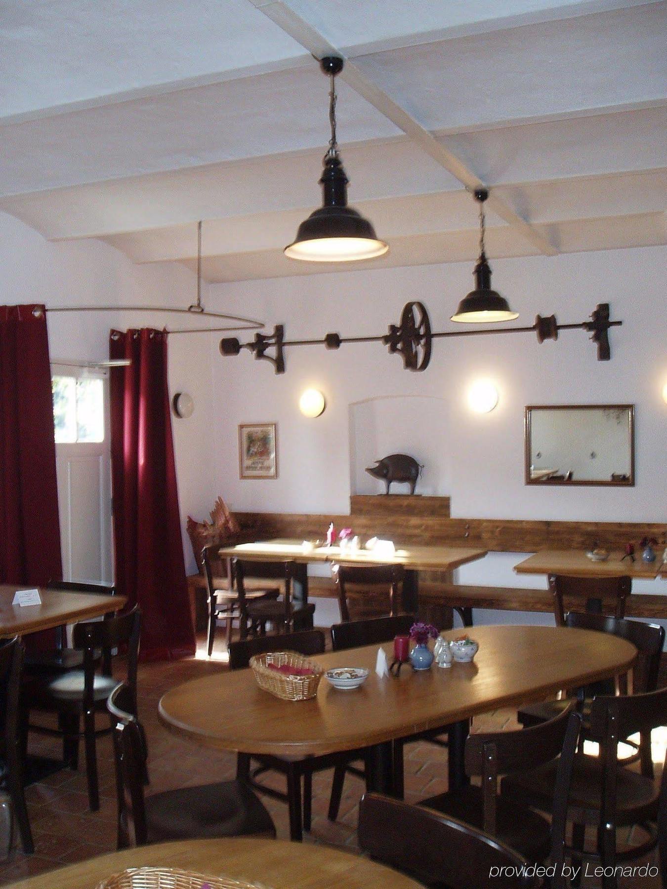 Landhaus Alte Schmiede Niemegk  ร้านอาหาร รูปภาพ